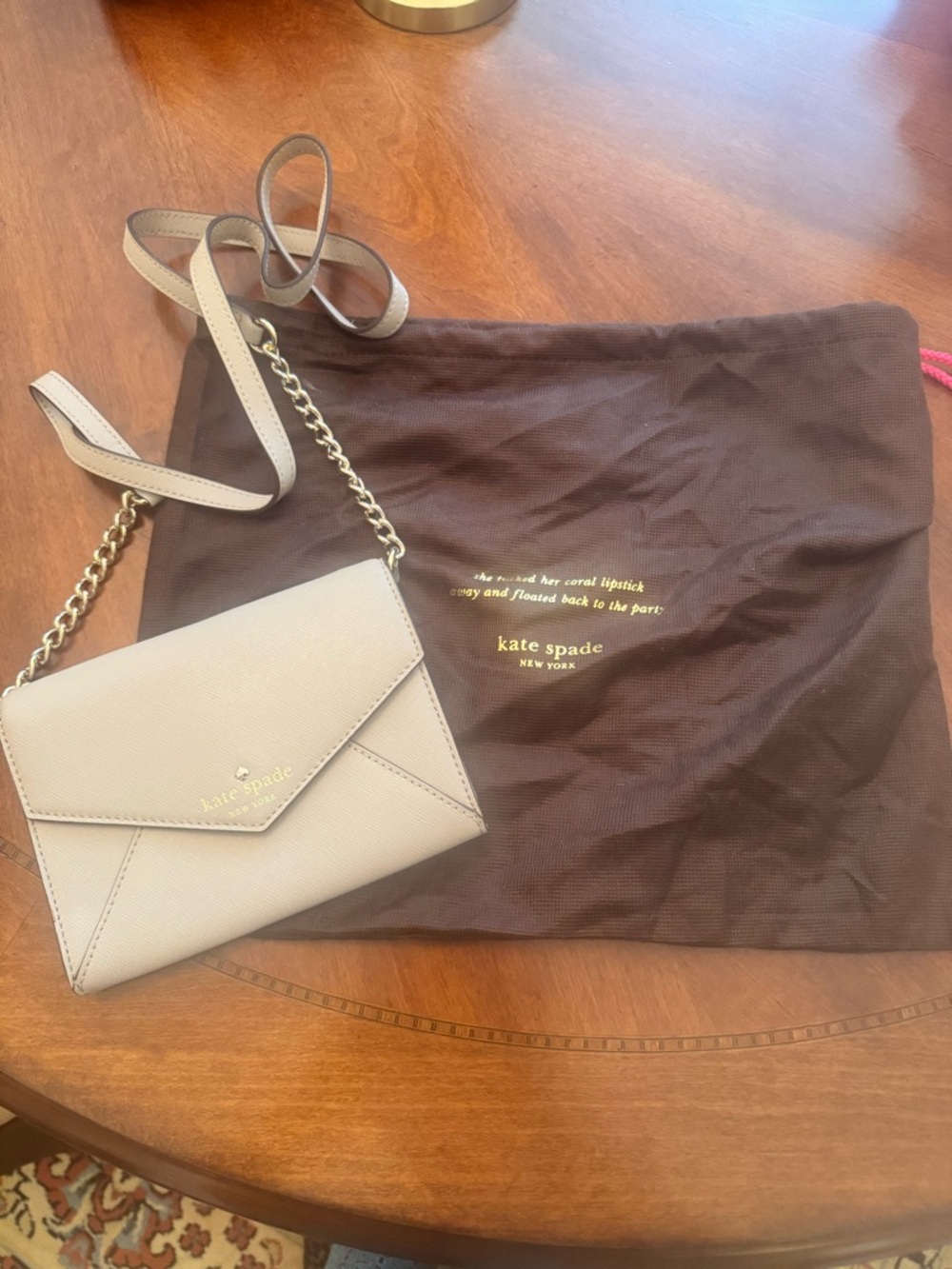 kate spade beige leather envelope crossbody with gold chain - Picture 2 of 6